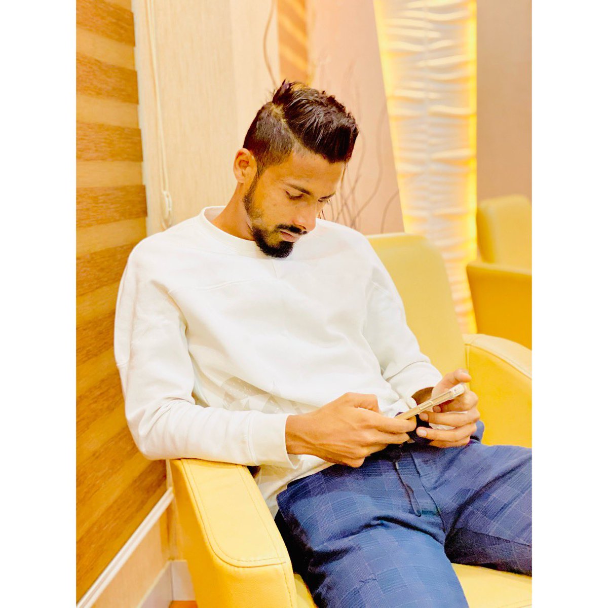 SyedaAnamika's tweet photo. Allahumma barik lahum 🙏

I love you my husband,the man who makes life and love wonderful.Alhamdulillah i am most proud of loving you 👩‍❤️‍💋‍👨 https://t.co/yyTnzLGDGP