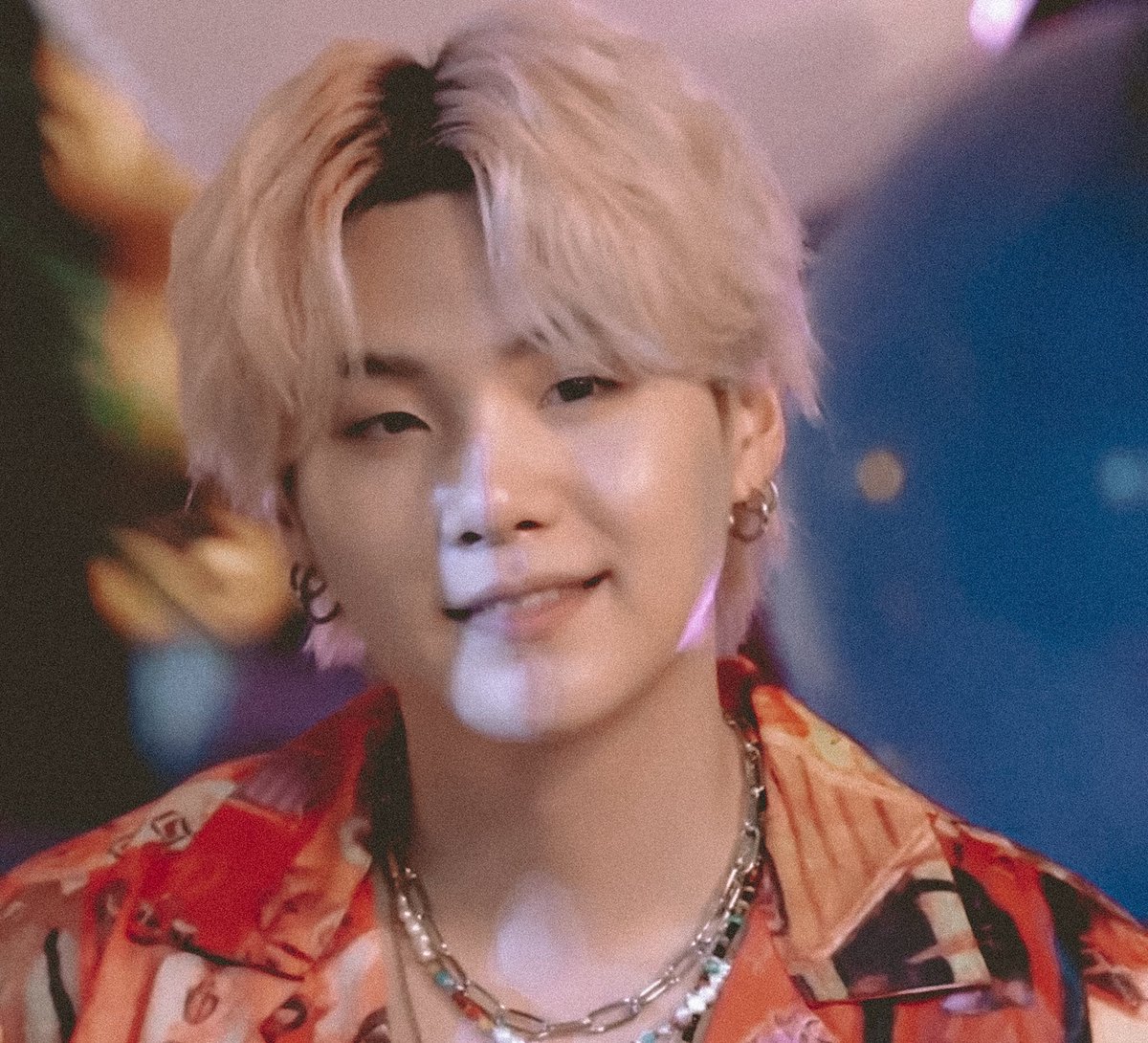 agustdfms's tweet photo. prettiest #suga ♡ https://t.co/0c4VIYGE4u
