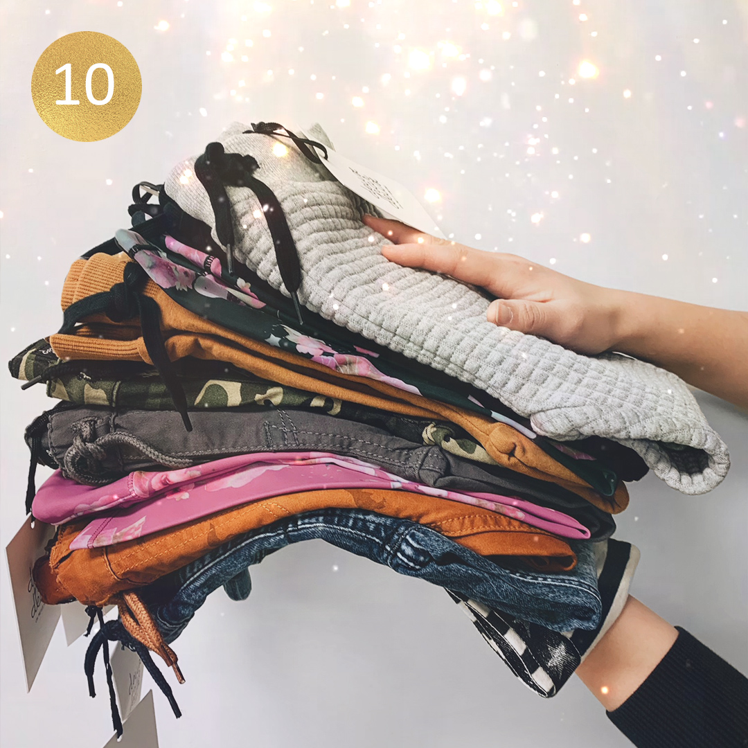 deuxpardeuxKIDS's tweet photo. JOUR 10 🎁 DAY 10 - PROMO DU JOUR : 2E PANTALON GRATUIT 🎉
Magasinez ICI ➔ https://t.co/eDP8UWy183

Mais ce n'est pas tout ! Aujourd’hui, 10 décembre, courez la chance de gagner une CARTE CADEAU d'une valeur de 75$. Pour participer : https://t.co/8idW1rUNv8 https://t.co/y4HxMd5x8x