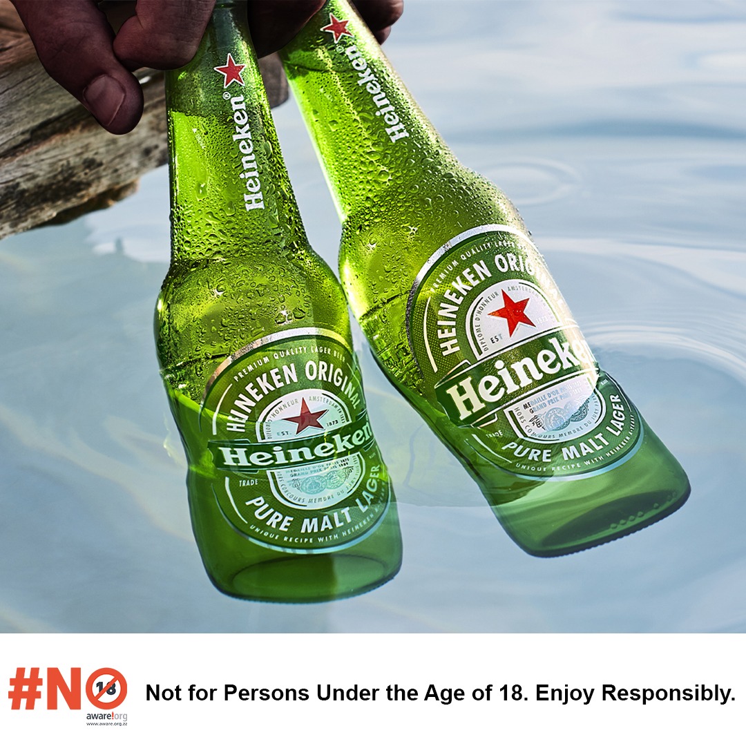 CubanaR_Bay's tweet photo. Christmas came early! 🎁

Come to any Cubaña nationwide purchase two @Heineken 330ml or Draught and stand a chance to win a share of R 2 000 000 in prizes 🍻| Strict COVID-19 Protocols Apply.

#ComeSeeandBeSeen #HeinekenSA https://t.co/GF6zSvcK21