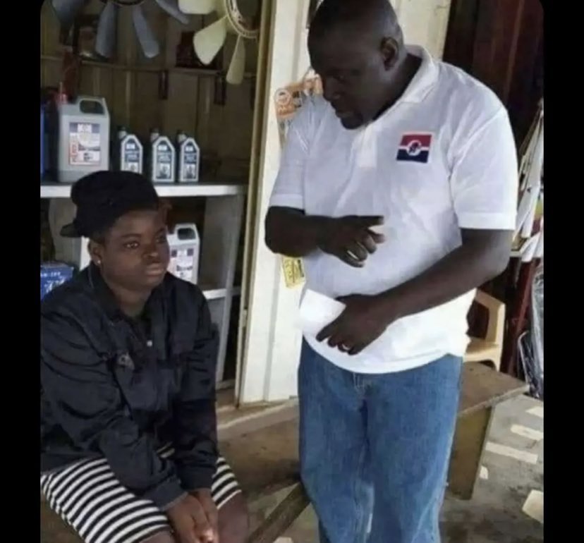 papakwesi_jr's tweet photo. #NABCO was a vote buying scheme 

Today govt owes them 3month unpaid salaries.. Nana Addo and Bawumia are very wicked and heartless 🤦🏾‍♂️ https://t.co/42gsqCI1fC