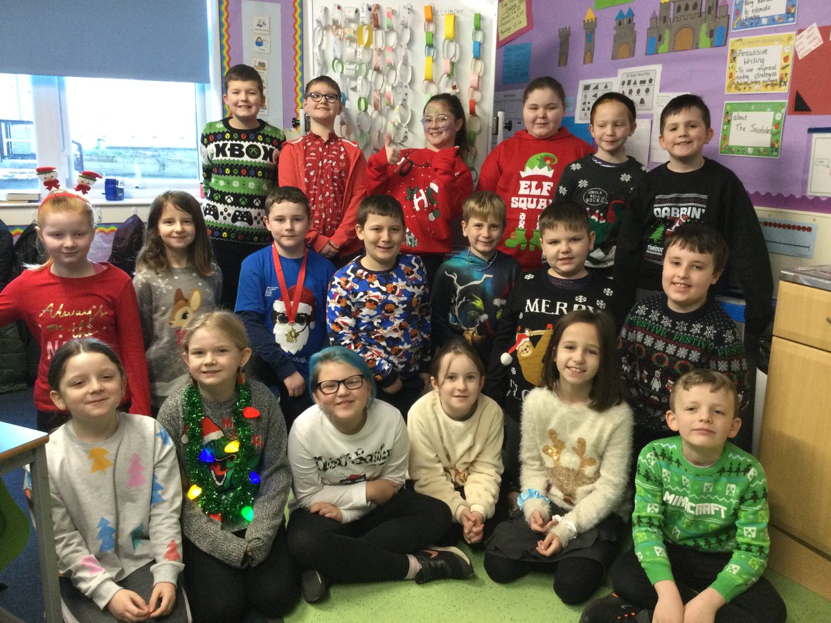 MrsWilliamsKPS's tweet photo. Primary 5b were looking very festive today in their Christmas jumpers! @KnightsridgePr1 https://t.co/NXA6rflX0W