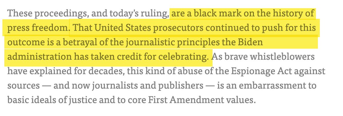 The  @FreedomofPress described the ruling "an alarming setback" and a "black mark" for press freedom in the U.S. and around the world,” and noted what craven hypocrites Biden officials are: spending the Trump years pretending to care about press freedoms. https://freedom.press/news/assange-extradition-from-united-kingdom-united-states-statement/