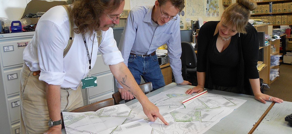 ArchitectureNI's tweet photo. Thank you to Delia Graham for speaking on behalf of @IHBCtweet NI to kick start our lunchtime seminars as part of #ConservationinCommon. Next up @InstituteArch with 'Archaeology: adding value to development and construction'. Register now for 15 Feb: https://t.co/mq1afpfmOQ https://t.co/WZCSvjrjf3