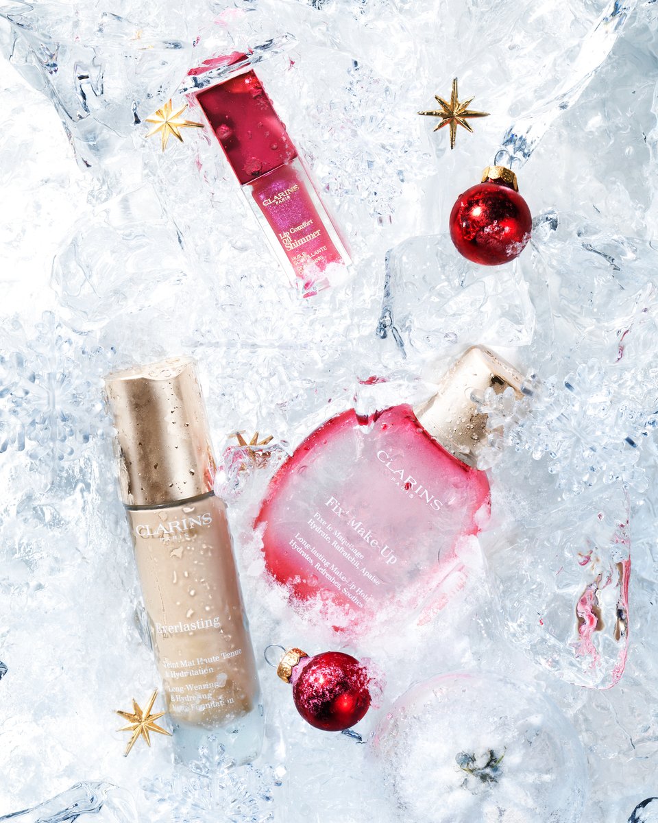 ClarinsFR's tweet photo. #CONCOURS ✨
Gagnez le trio make-up idéal pour les fêtes : le Fond de Teint #Everlasting, #LipOilShimmer et le #FixMakeUp !
Pour participer : 
- S'abonner à @clarinsfr
- Liker le tweet &amp; retweeter
- Inviter 1 ami en commentaire
Lien du règlement : https://t.co/NCedgXxyw4 https://t.co/t4AgGF99Z6