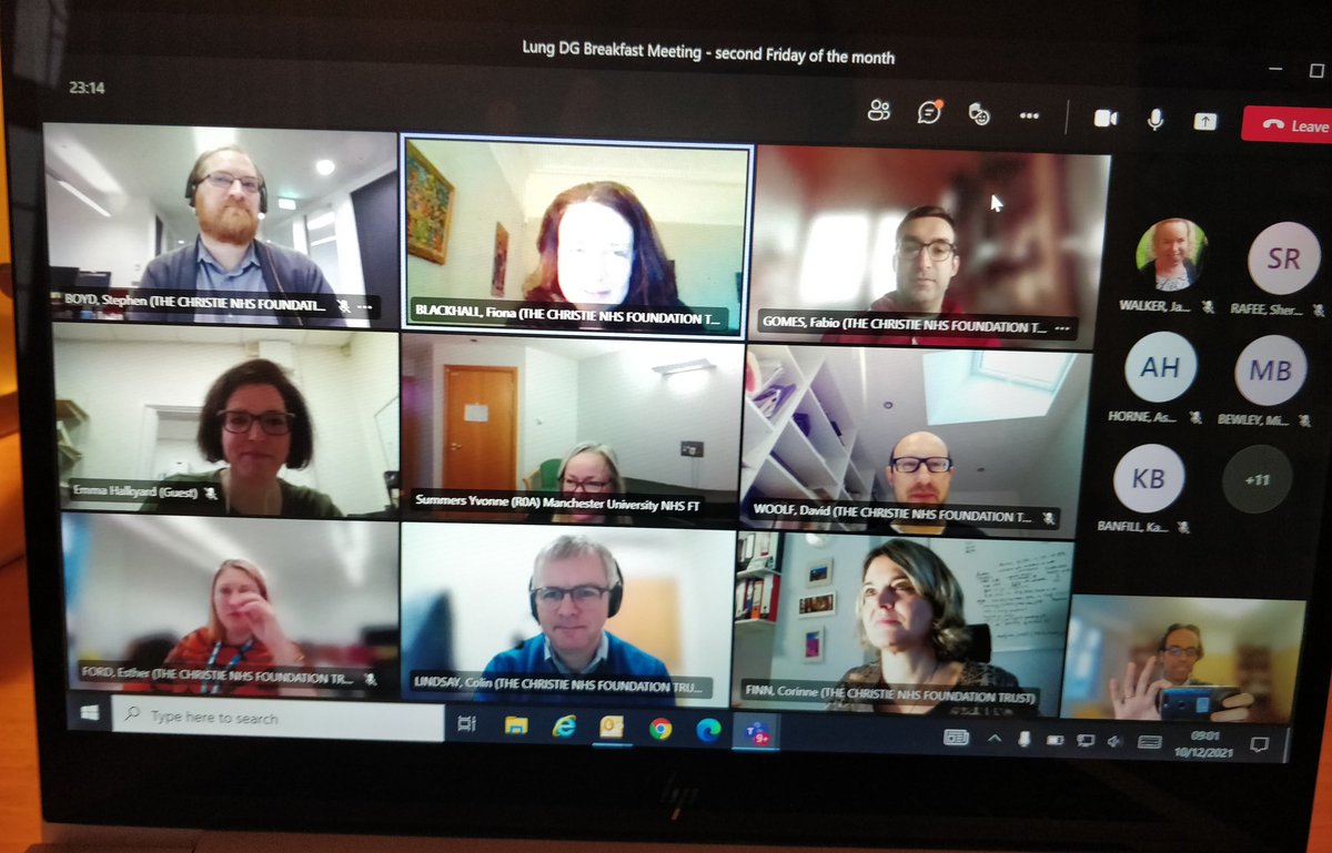 caliraf's tweet photo. @fblackhall delivering the usual 'end of the year celebration presentation' for The Lung Team @TheChristieNHS. What a challenging year but several achievements! Well done everybody! @finn_corinne @team_lung @ClinOncologist @Dr_ASalem @bayman_neil @mylovelypinata @philruss3 https://t.co/jDngKEW5Dp