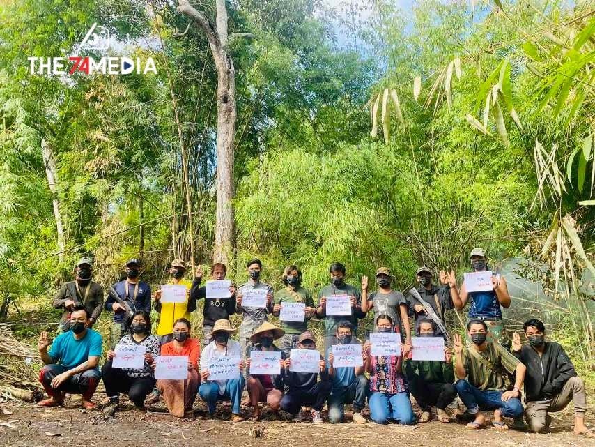 seriouslyaoony's tweet photo. Shwegu PDF members joined SILENCE STRIKE as part of supporting civil disobedience and non violent resistance aganist the Military coup.   #SilentStrike #OurCityOurRules #Dec10Coup #WhatsHappeningInMyanmar https://t.co/m7nPh8nIES