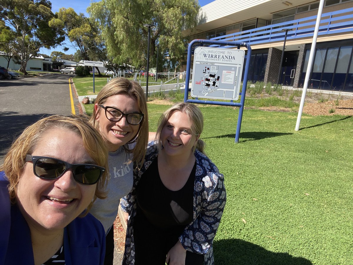 Katrina Axford tweet media