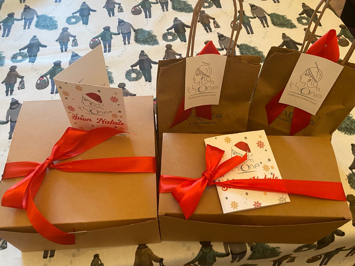 Beautiful hampers donated to us by Khione who has opened their delicious Sicilian deli at the Corp Market (vegatoshop.com)To be in with a chance to win one of these prizes, go to: collectionpot.com/pot/727900/
£1 per ticket no limit how many you can buy