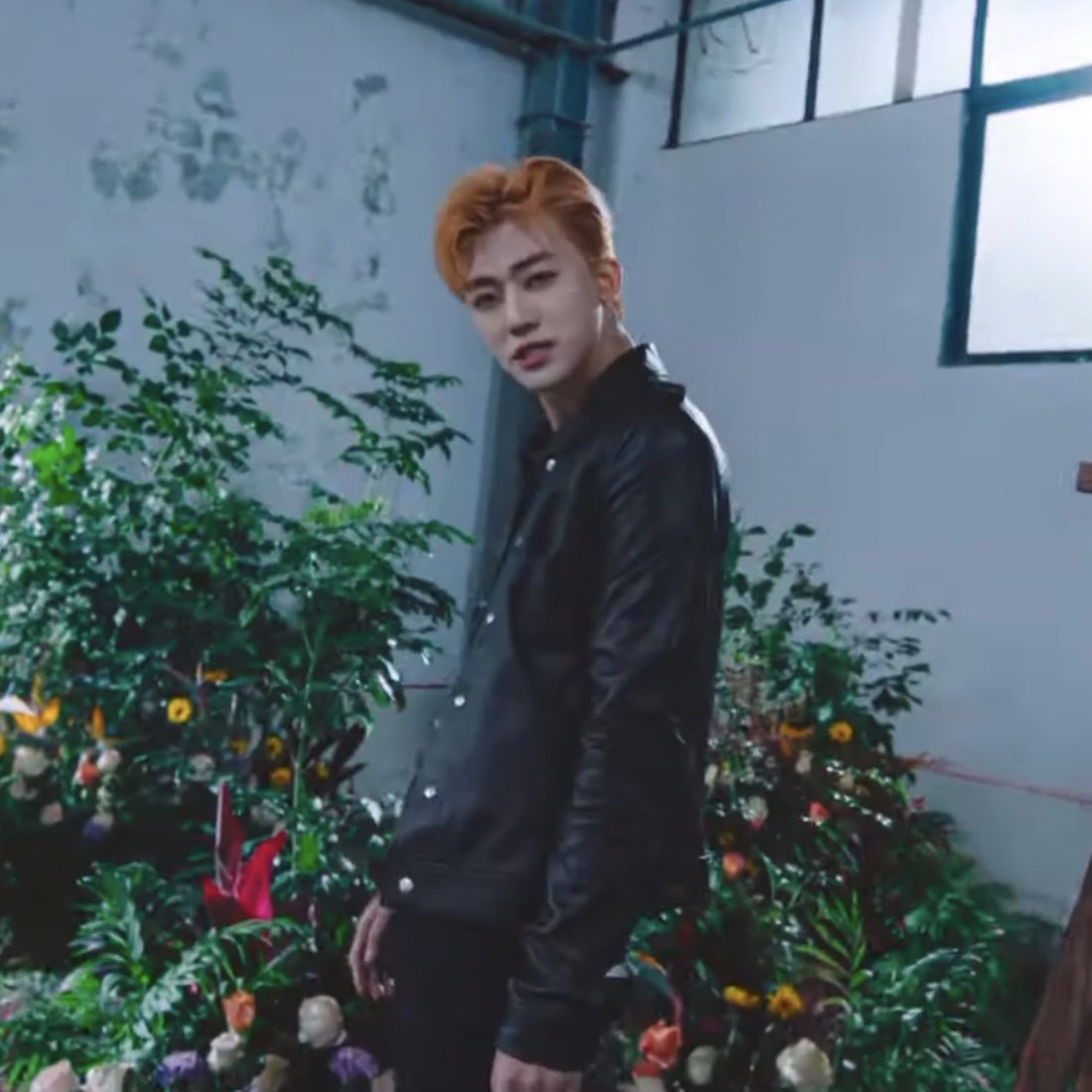 ทรงเสี่ยด้วยอินเนอร์