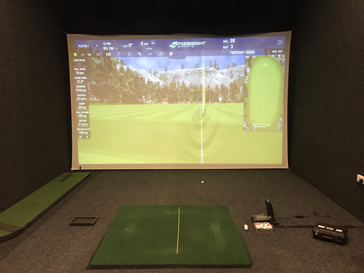 Mevans321's tweet photo. The @ForesightEurope Simulator @Woolleyparkgolf is a great way for me over the winter to maintain my ridiculous handicap. I’m looking forward to another year under World Handicaping for me to be unable to compete in club competitions #2sclub https://t.co/KMYMqvvmlb