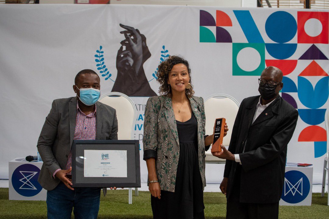 MotivUG's tweet photo. In recognition for the substantial investment made towards the creative economy in Uganda, the Ine’ award goes to @UgBritish #YearoftheCreative https://t.co/ubDEE3ZRXe