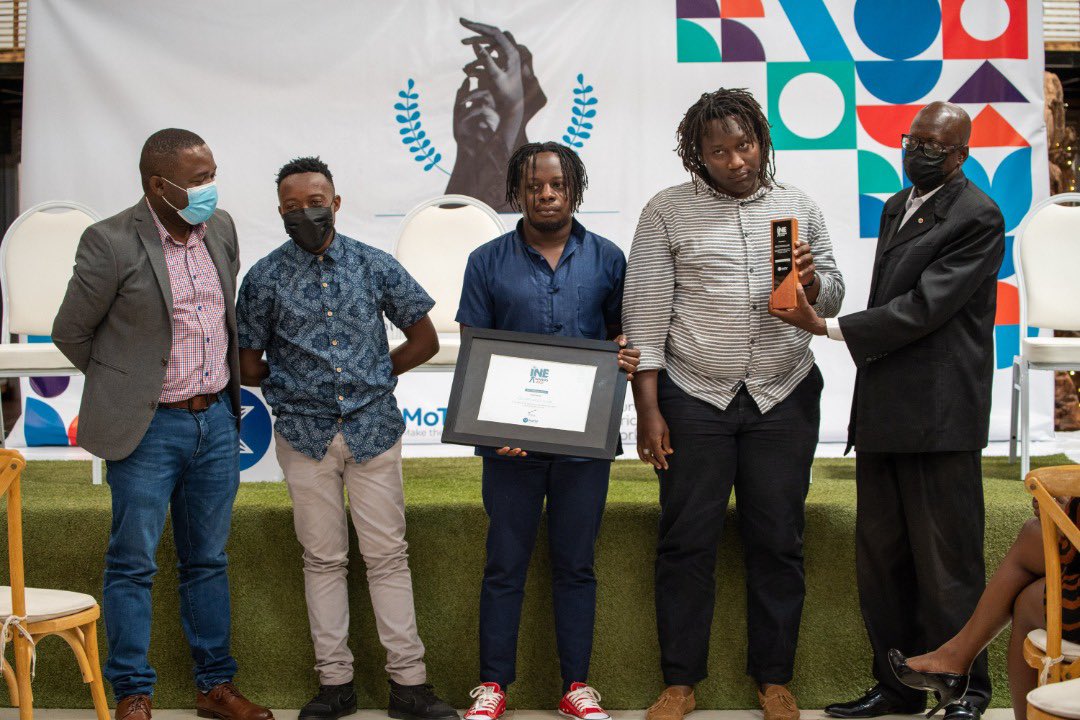 MotivUG's tweet photo. The next award goes to @Vodosociety in recognition for the creative boundaries they have pushed in Uganda through their art trainings and art therapies with @UgandaCancerIns #YearoftheCreative https://t.co/zdVFjOWALs