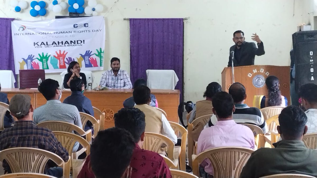 cscspvkalahandi's tweet photo. Celebration of Human Rights Day in presence of Secretary,DLSA  Sr.Judge,Sri Sitikantha Pradhan, State head Smt. Swornaprava Singh mam along with VLEs,PLVs &amp; common Citizen of Kalahndi.
@l_Smrity @dintya15 @OdishaSpv @CSCegov_   @SwornaprabhaSi1 @DmKalahandi @Somesh_IAS https://t.co/PKFUuwuF2s