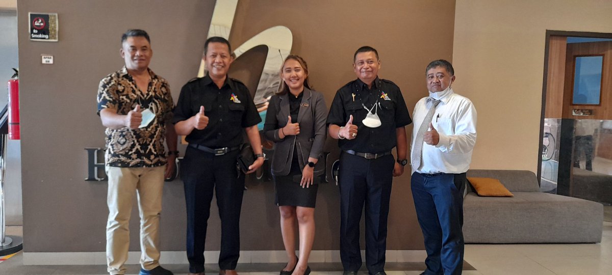 radenc5's tweet photo. With sesepuh PPW Jateng https://t.co/9CHhjliJcP