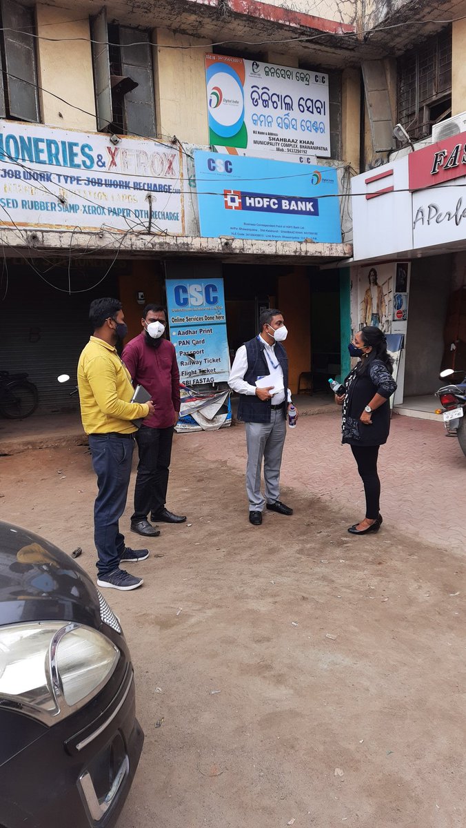 cscspvkalahandi's tweet photo. Meeting with HDFC state head Sri Pramathas Pattanaik sir &amp; CSC State Head Smt. Swornaprava Singh mam about the smooth implementation of  HDFC BC &amp; BF in unreachable rural area of Kalahandi to provide banking services.@dintya15 @SwornaprabhaSi1 @OdishaSpv @DmKalahandi @Somesh_IAS https://t.co/pnXVOf7C5N