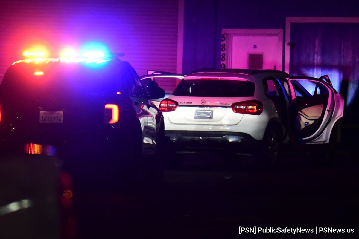 PSNews_Sac's tweet photo. #RIGHTNOW #PolicePerimeter #SouthSacramento
SacSheriff had a subject run from them at a traffic stop in the 5800 block of Stockton. Two other subjects in the car have been detained. SacPD is assisting with the perimeter and drone support. More details as they become available. https://t.co/QEu6JnF28p