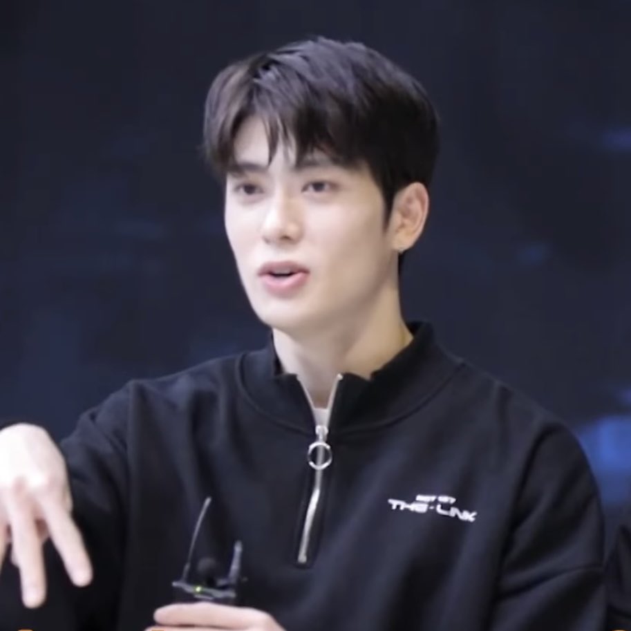 njaeminb_'s tweet photo. jamal for you @Fatirkshop 😘😘 #HALUUU https://t.co/ICMdftUxul