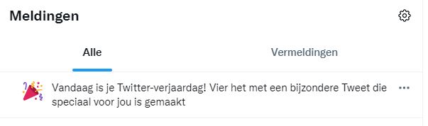 Ik was me hier 'niet helemaal van bewust', maar kom maar door met het gebak... :-) :-)