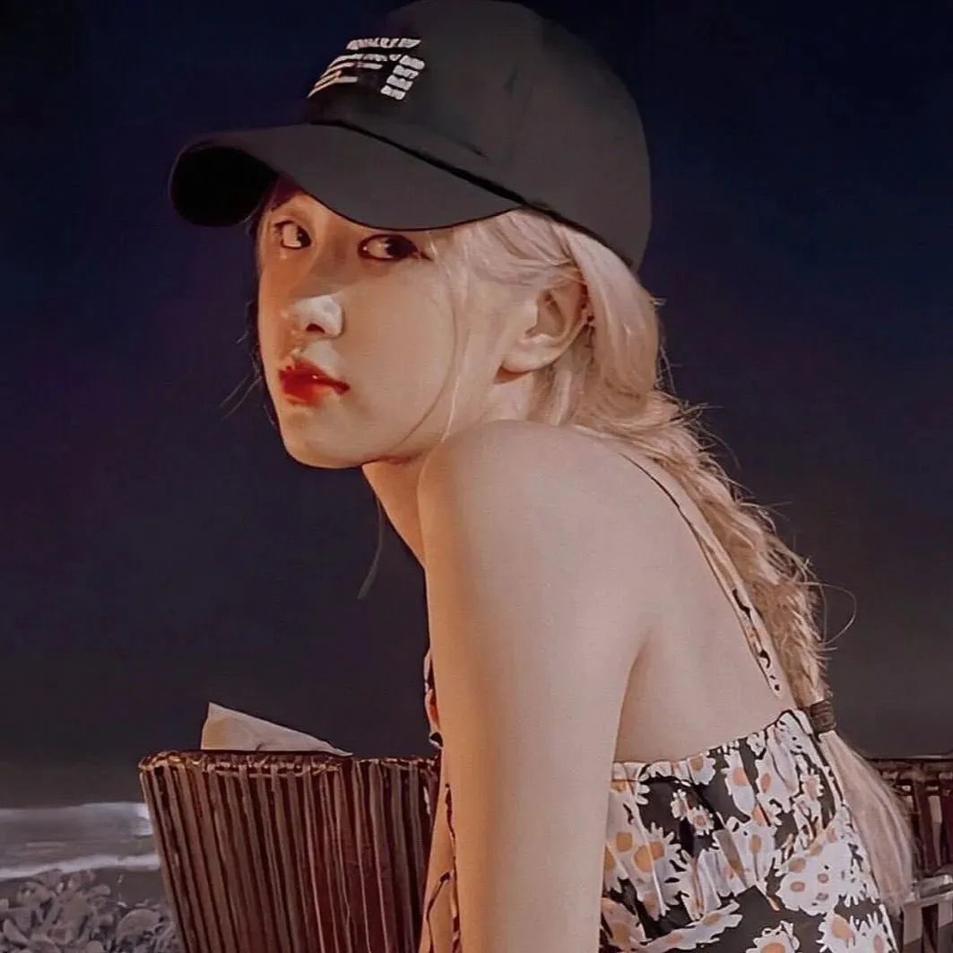 OUR CHOICE IS ROSÉ 
I vote #MAMAVOTE #rosé