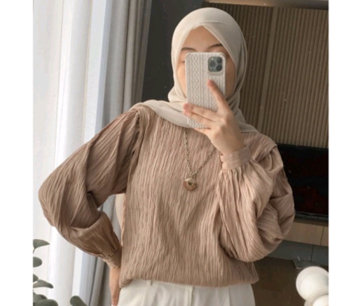 SimpleLookThing's tweet image. OLIVE BLOUSE

BLOUSE TERBEST SELLER selain warnanya yg super cakep,detail bahannya juga paling bikin jatuh cintaahh..

59k
shp.ee/fvvjg9m