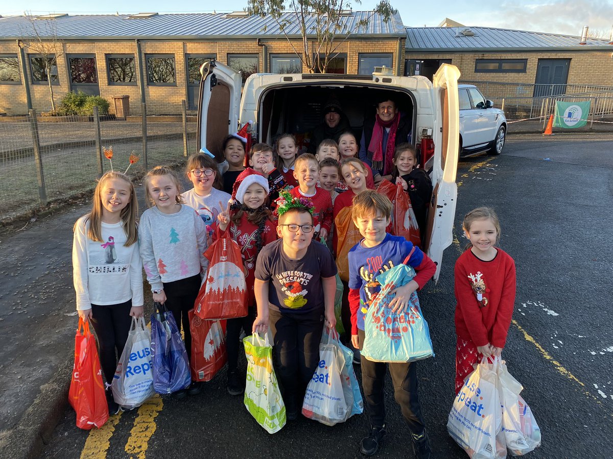 balmalloch's tweet photo. We are blown away by the generosity of everyone who donated to Kilsyth Food Bank. Thank you!😁 The Rights Respecting Committee had their hands full this morning with the donations and they looked great in their Christmas jumpers too! 🤩🎄#RightsRespectingSchool #Article24 #UNCRC https://t.co/1HrS7V2TjY