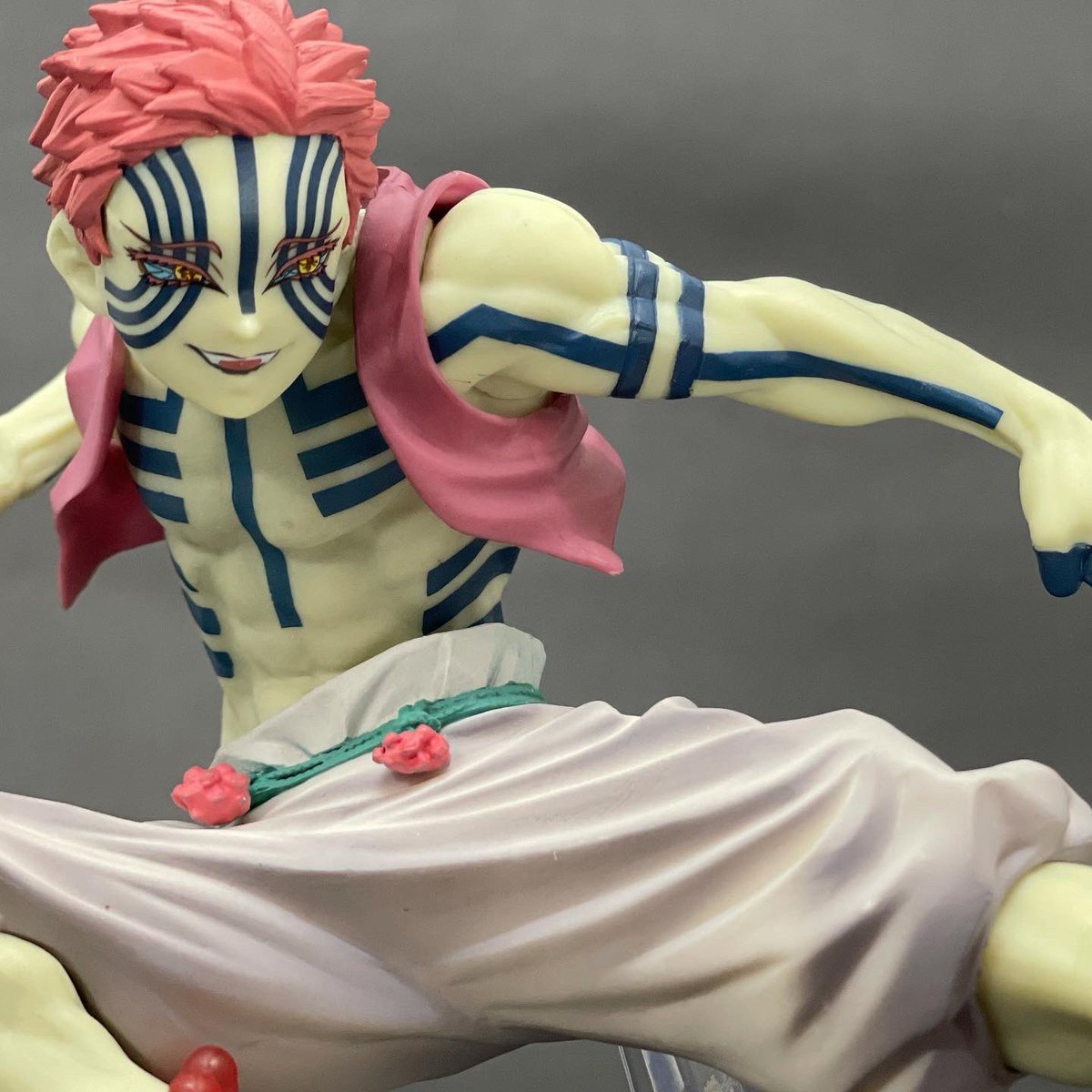 一番くじ 鬼滅の刃 ～刃を振るい心を燃やせ～
猗窩座
原型をZERO STUDIO江頭君<a href="/88885688/">江頭 慎太郎【KLAMP STUDIO】</a>が担当。
彩色師は焦シミ君<a href="/kogeshimifig/">焦シミ/フィニッシャー</a>
迫力のポーズ！

よろしくお願いします。

#ZEROSTUDIO
#artpresto
#sculpter
#原型
#原型師
#鬼滅の刃
#猗窩座
#1番くじ