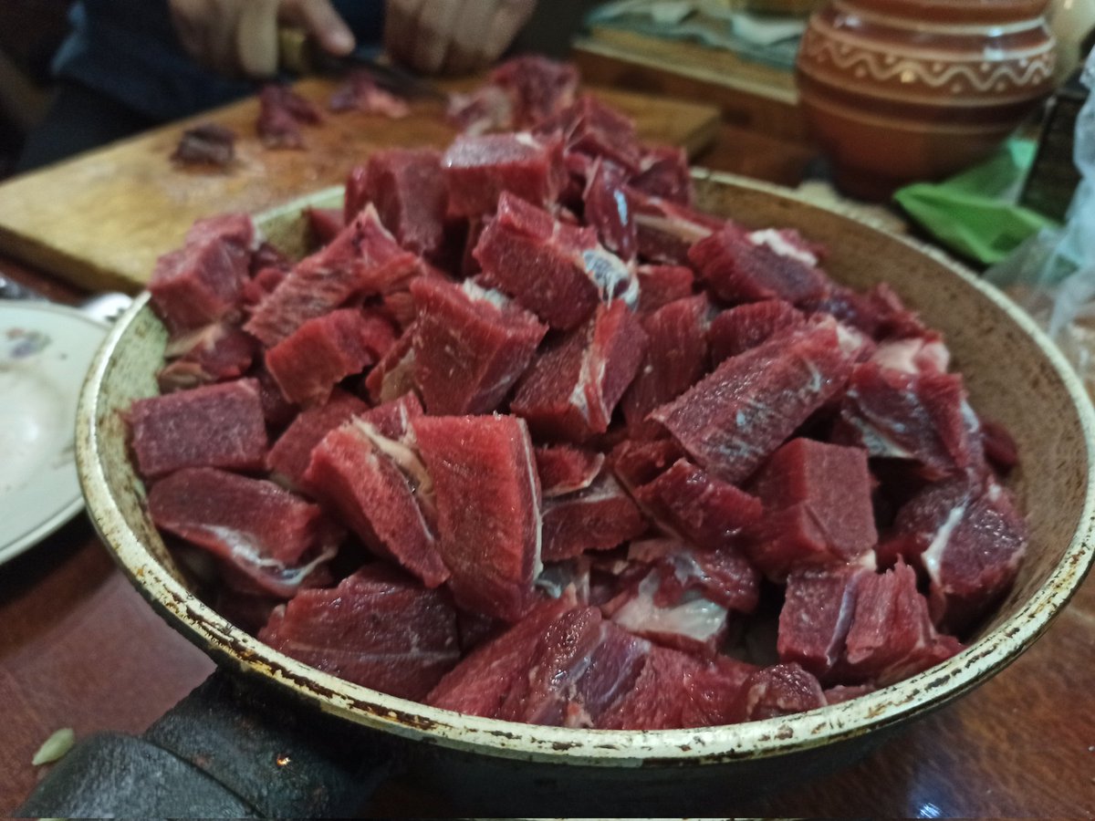 Coldman666_'s tweet photo. Мясо вам в ленту. https://t.co/5anhrHw6D4
