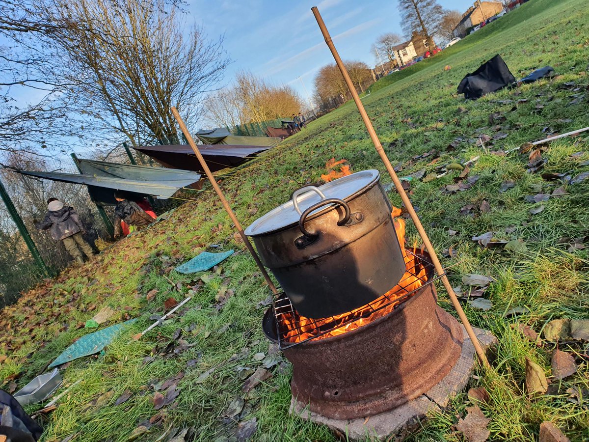 SJSNelson's tweet photo. An incredible afternoonfor Year 4 yesterday with @elementalforest making fires, whittling sticks, building dens, digging trenches and cooking soup. All linking to our topic about WW1.

#ForestSchool #OutdoorEducation #HandsOnLearning #Muddy #MuddyPuddles https://t.co/XfmAkZR3G1