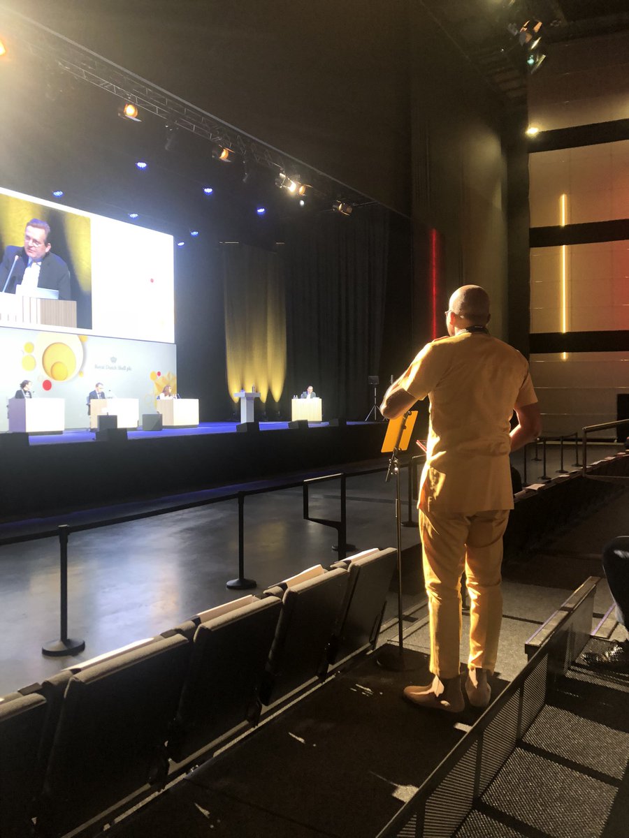 shellmustfall's tweet photo. Iwan Leeuwin asks the Board: How are the people in Ogoni represented in your decisions? The Board states that ‘They are sympathetic to the ogoni people’. Empty words. #MoveShell out of Nigeria! https://t.co/IVep4Zoc2c