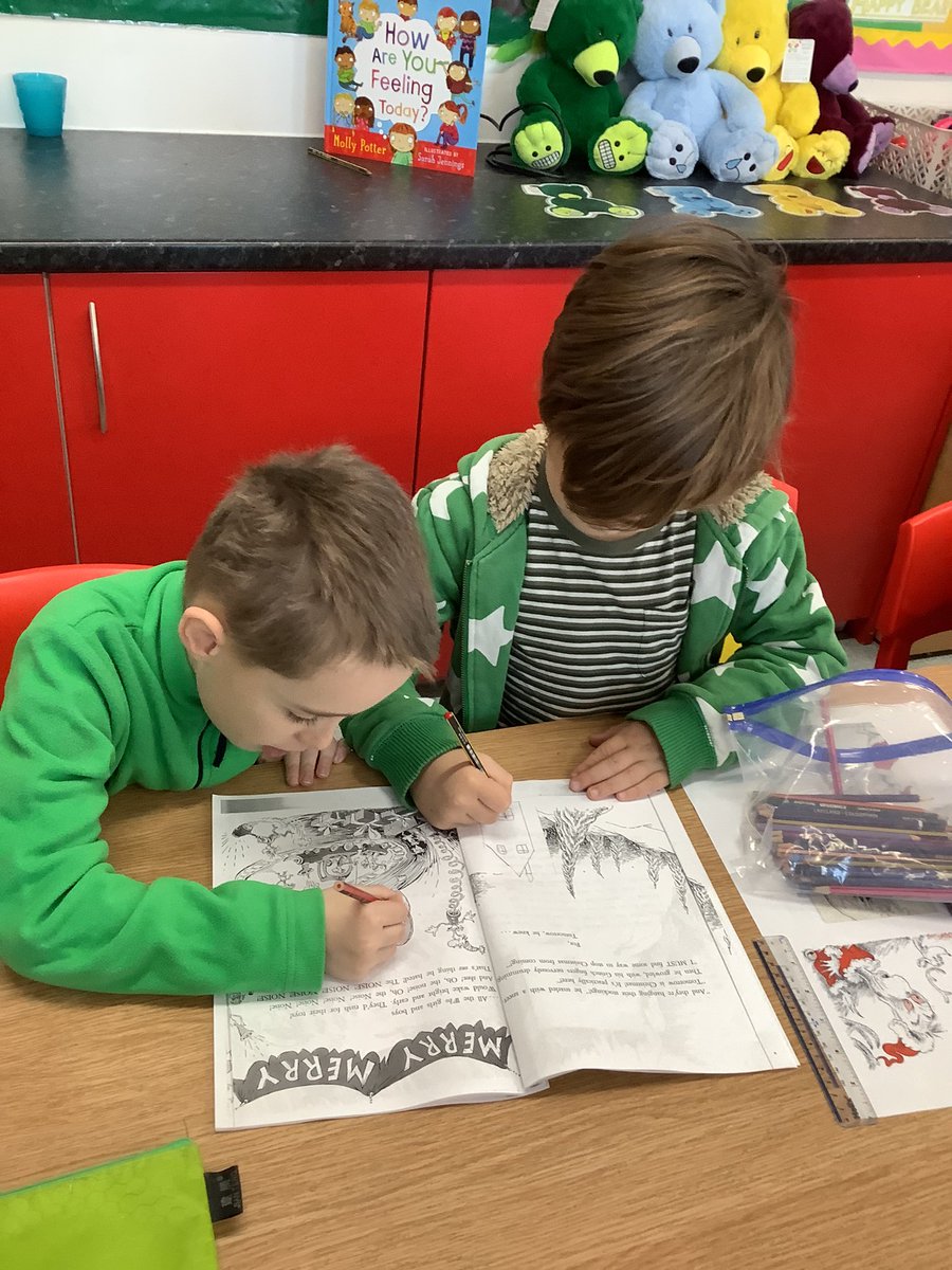 TudhoeColliery's tweet photo. In reading this morning, Year 2 have been reading, performing and adding missing illustrations to the Grinch story by Dr Seuss! #TCPlovesreading 🎭🎄 https://t.co/0ftiJsQgxv