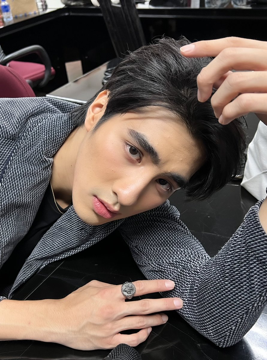 WutMovie's tweet photo. ปีเตอร์แพน ปังมาก #PRAEWCHARITY2021 https://t.co/Ut37NmkmvV