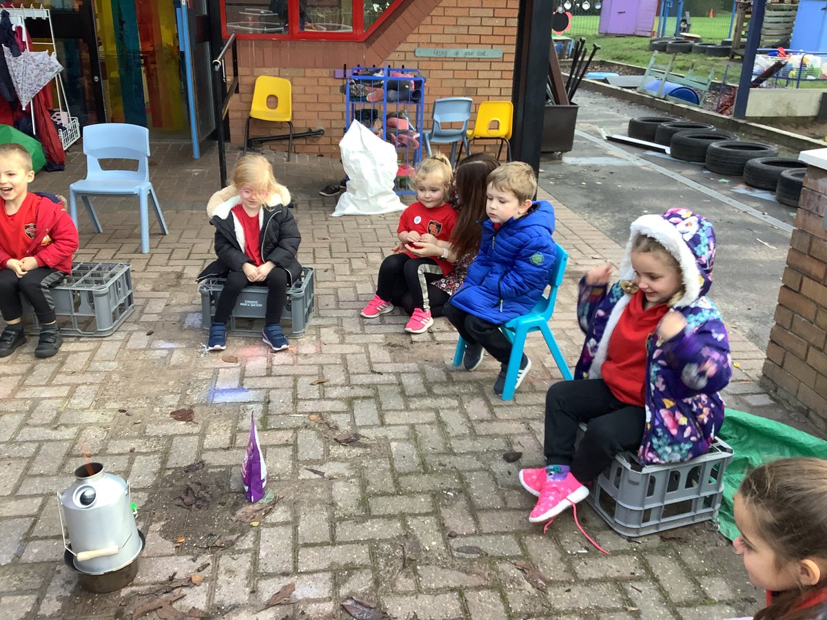 stgregorys_EYFS's tweet photo. Yesterday we had a hot chocolate treat and boiled our own water using the Kelly Kettle. We learnt how to stay safe near fire and the children were amazing! https://t.co/8n2PmcvSY0