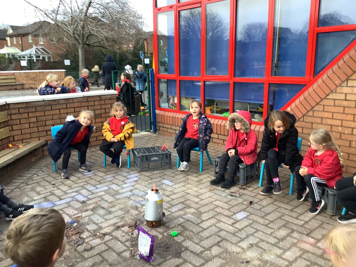 stgregorys_EYFS's tweet photo. Yesterday we had a hot chocolate treat and boiled our own water using the Kelly Kettle. We learnt how to stay safe near fire and the children were amazing! https://t.co/8n2PmcvSY0