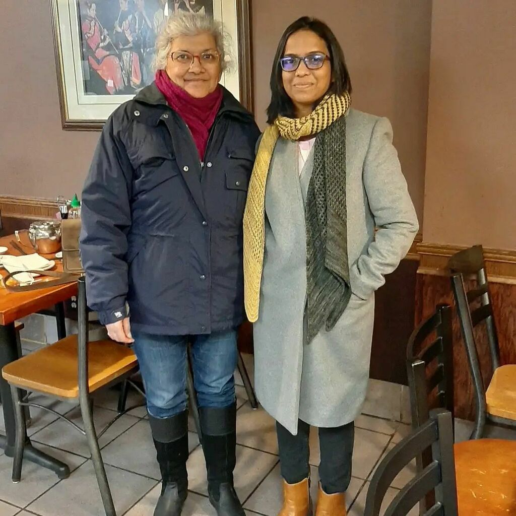 affiknity's tweet photo. I have "known" Christine for many years now through Ravelry. I have been a fan of her crafting all these years. Naturally, I had to meet her while I was in her city.

Christine took me out to dinner to a lovely  Chinese place and treated me to delicious dumplings and pancake… https://t.co/9C0PyI5O3H