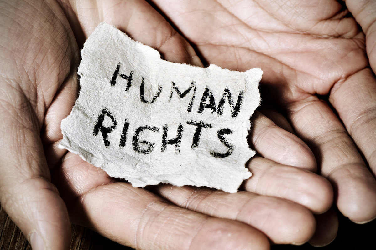 itxasoatutxa's tweet photo. #gizaeskubideennazioartekoeguna #humanrightsday https://t.co/MiYcePDLVI