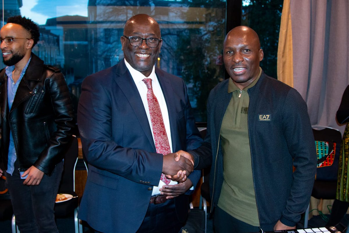 MEsipisu's tweet photo. With the supremely talented Kenyan showbiz personalities in the UK @djedu @MosesMidas, the poet @itsnatumi and at the @KenyaMissionUK #JamhuriDay2021 event in London. Cultural Diplomacy is one of the pillars of Kenya’s foreign policy.
📷 @otach https://t.co/O2sueDgTVM