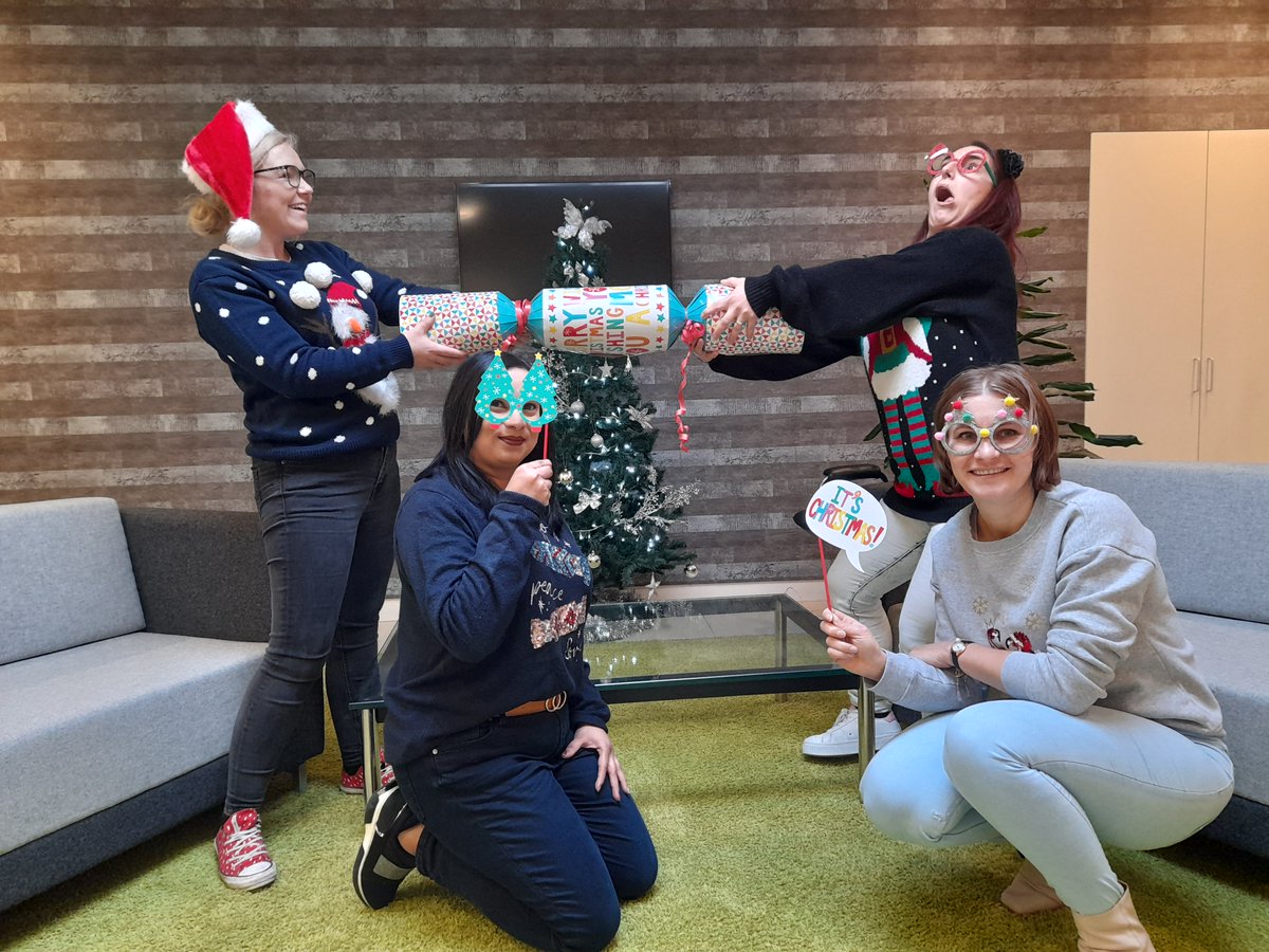 CI_Coop's tweet photo. π
π Happy Christmas Jumper Day! ππ§¦
Today our colleagues have adorned their festive fleeces and Christmas knits to raise money for @JerseyChildrens and @BrightBegCC
#Jumper #Christmas #Festive #CiCoop #JerseyCi #Guernsey https://t.co/WXcfI3zBOW