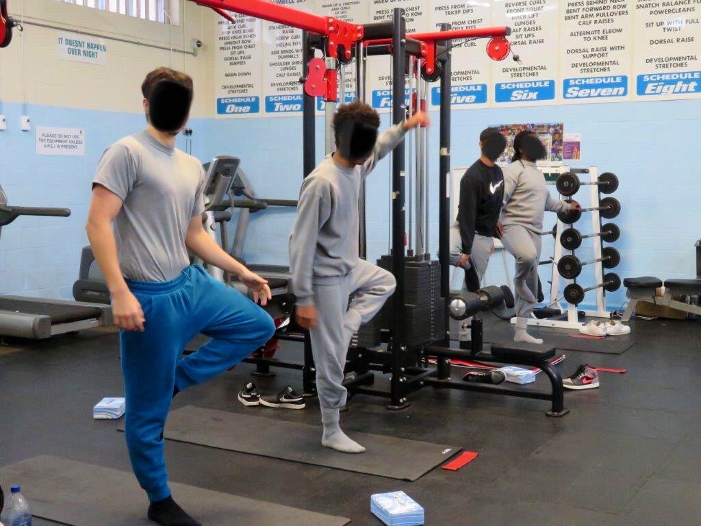 hmyoifeltham's tweet photo. Our YP’s are continuing to enjoy engaging with @UYogis in their weekly sessions. A YP on release has also reached out to them for support through the gate. Resettlement support is vital for our age groups, mentoring is such a valuable resource #ChangingLivesTogether #powerofsport https://t.co/ftmk7AA9Px