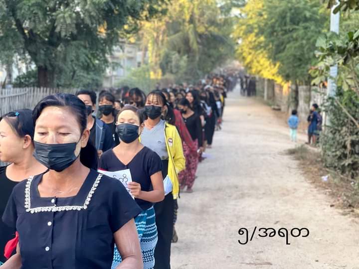 MiSuSuWin1's tweet photo. #SilentStrike 
#OurCityOurRules 
#Dec10Coup 
#WhatsHappeninglnMyanmar https://t.co/juGZlQbbfF