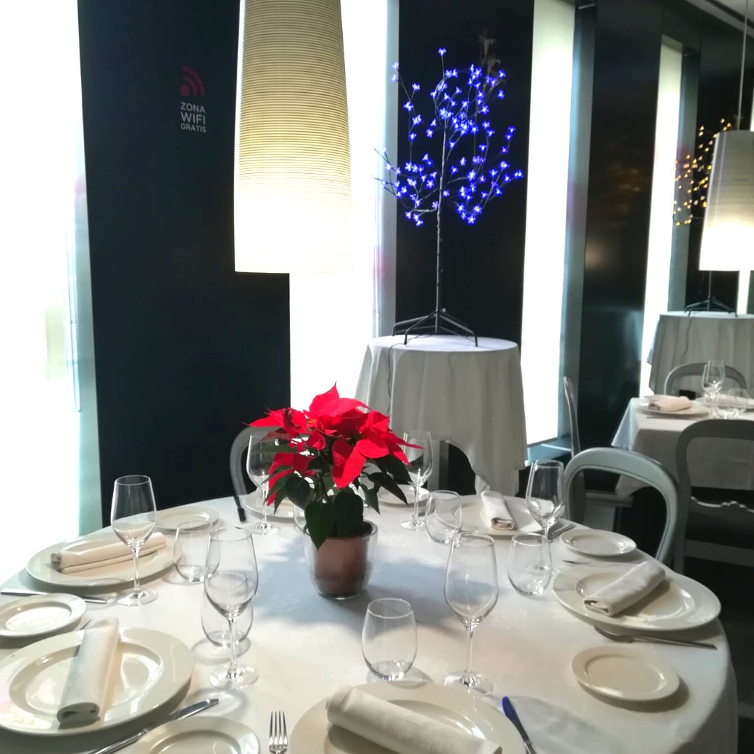 ¡La navidad ha llegado a Baco!🎄Sabemos que la forma más sencilla de alcanzar el cielo es, sin duda, a través del paladar ✨🤤. Por eso, en #bacogetafe nos vestimos de gala para pasar esta navidad contigo.
¡Ven a disfrutar! Y disfruta de una #veladanavideña única💥