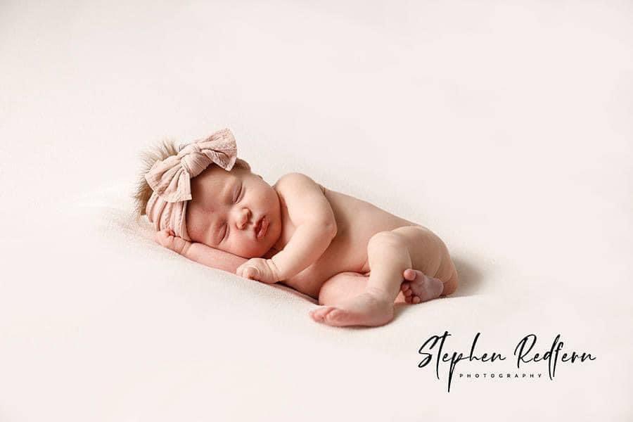 Fabulous newborn packages at our studio in Ramsbottom.

stephenredfern.co.uk/newborn-baby-p…