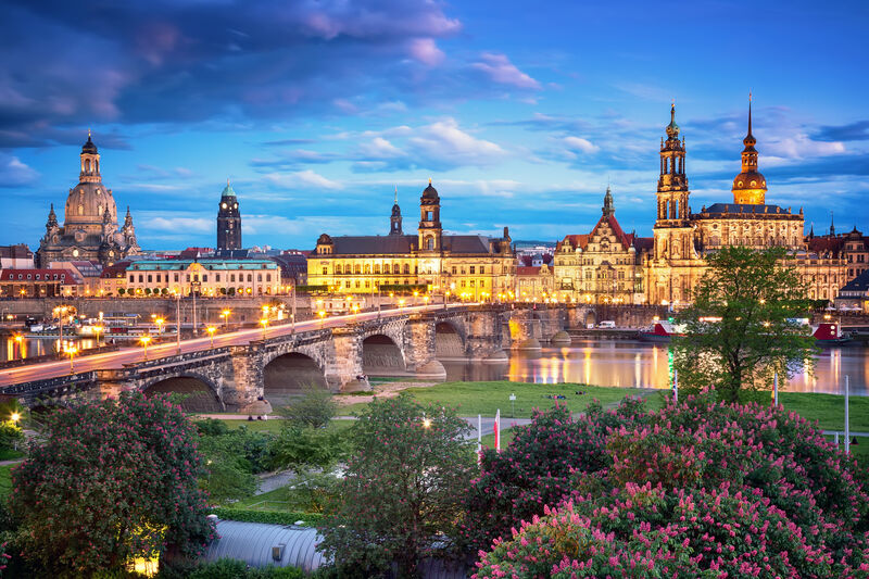 kvonkriegstein's tweet photo. Research Associate position available to support applying for major funding
initiatives, Faculty of Psychology @TUD_Science Deadline: January 10, 2022
https://t.co/gTqZzls5fx #neuroscience #jobs #scientificcoordinator
@CogNeuroJobs https://t.co/j3DrLAQXPS