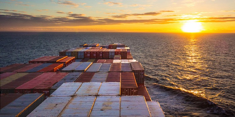 Militzer_Munch's tweet photo. 🚢Transport maritime : nouvelle surcharge pour la traversée du Canal de Suez
La compagnie maritime MSC a mis en place une taxe pour les porte-conteneurs empruntant cette voie navigable.
Lire la suite de l'article sur le site du Groupe ACTE International : 
https://t.co/loICauNv21 https://t.co/Nii1ISMbf0