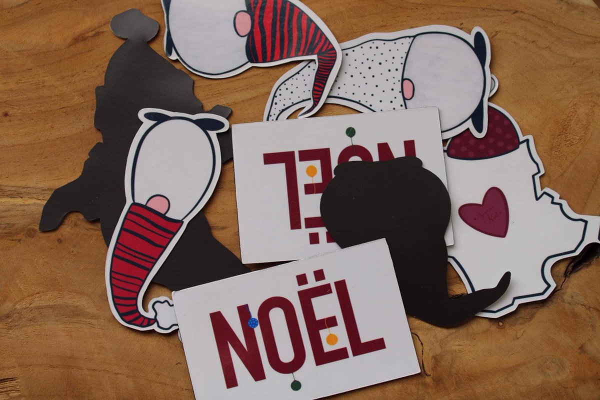 ateliermanille's tweet photo. Quoi de mieux qu’un magnet de Noël pour décorer votre frigo ? 🎅🏼❄️❄️

À retrouver sur Etsy : https://t.co/mbOAjyZ9Zo https://t.co/zXLDweF8Ai
