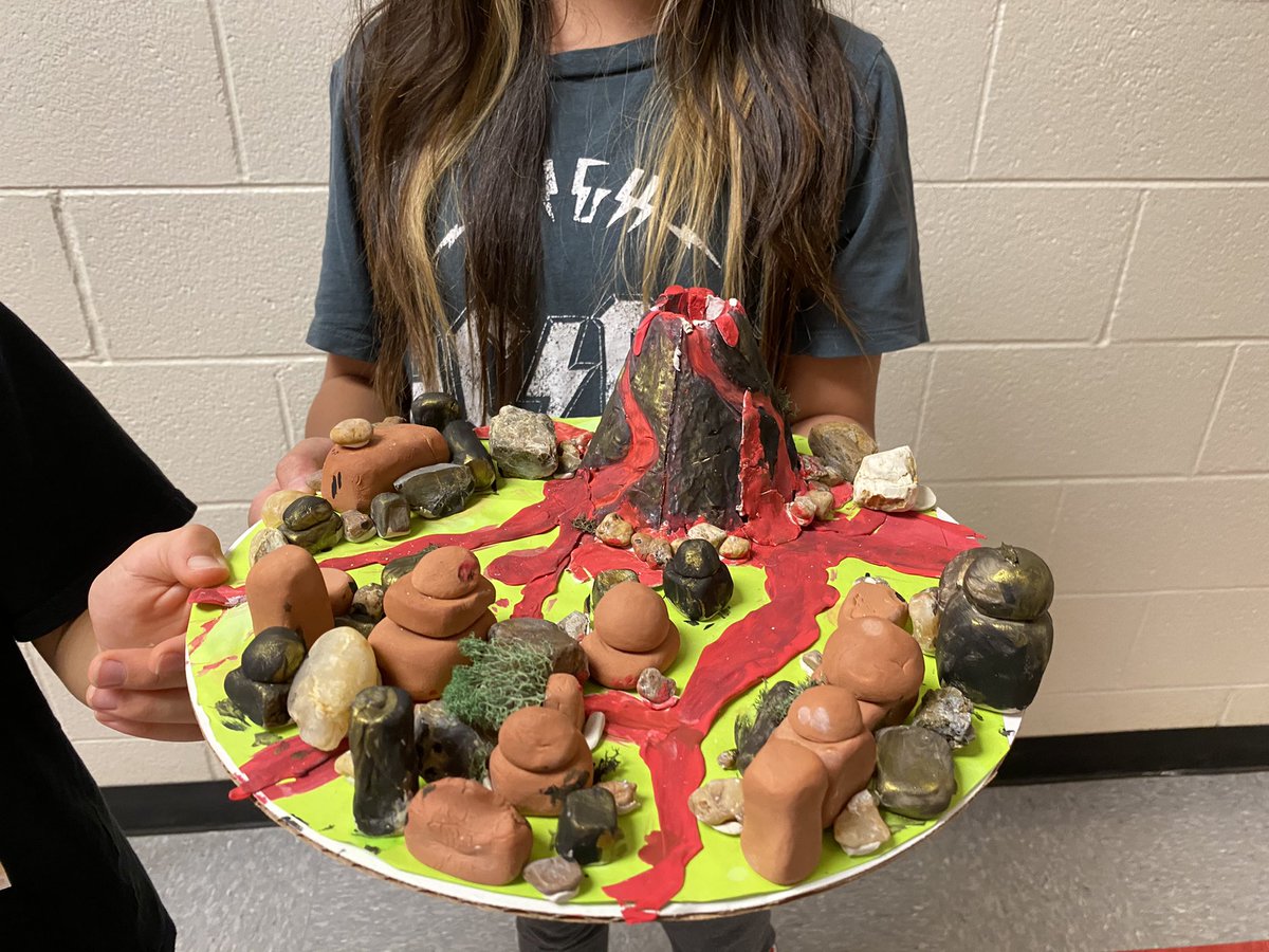 taylorcjmedlock's tweet photo. Earth Science: Volcanoes erupts in class last week. Students had a blast  learning about the constructive and destructive forces of the earth. https://t.co/P8CfrxsqQ4