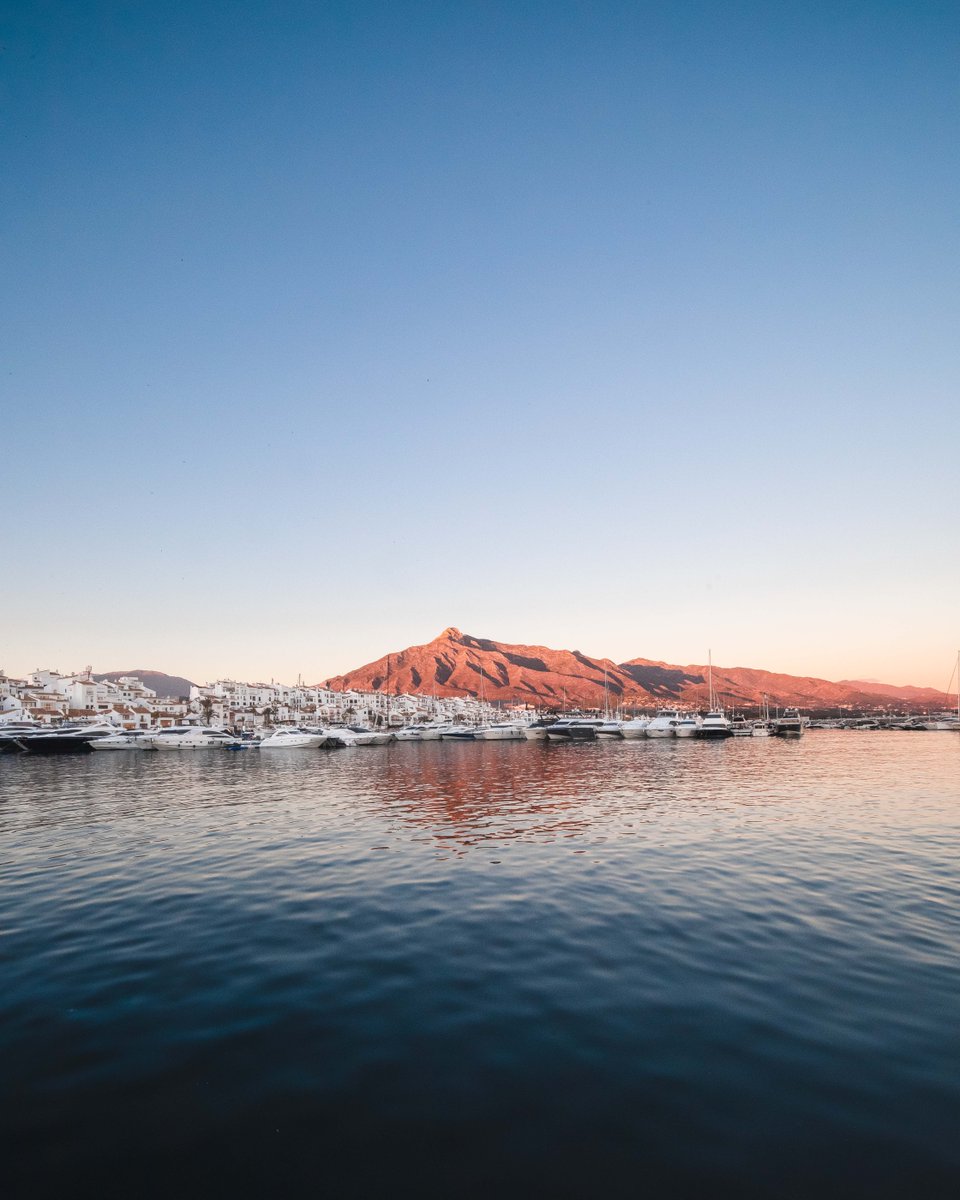 Sunsets in Marbella are _______ 😎😍

#Marbella #MarbellaTurismo #MarbellaTuDestino365 #loveMarbella #andaluciaturismo #MarbellaLife #Marbellaspain #AyuntamientoMarbella #CostadelSol #Andalusia #Andalucia #Andalucia_photos #VisitSpain #Beach #Beachlife #Coast #Coastline