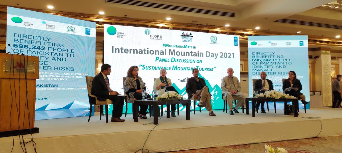 Glof2Pakistan's tweet photo. To honor our mountains & the communities residing in them, @UNDP_Pakistan’s GLOF-II Project hosted a panel discussion to celebrate this year’s #InternationalMountainDay on the theme of “Sustainable Mountain Tourism”.
#MountainsMatter #InternationalMountainDay #GLOF2Pakistan https://t.co/2Vyyli9Nu4
