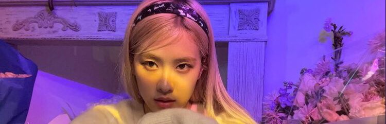 Chéo follow e với mọi người 😭 vì acc cũ của e mới mất nên mới lập lại. Hy vọng mọi người giúp đỡ để e đủ khả năng vote cho chị bé, e cảm ơn ạ ❤️     I vote #MAMAVOTE #rosé