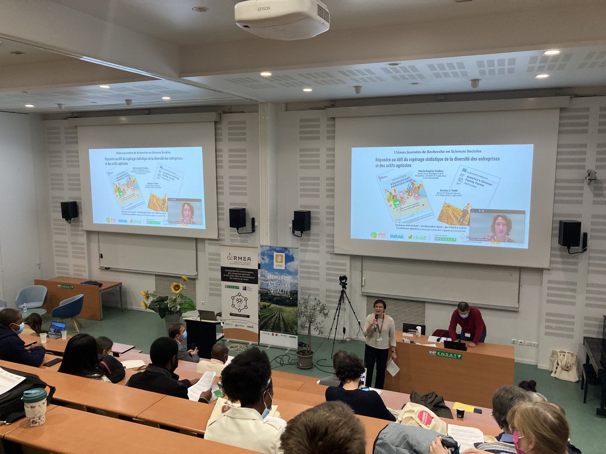 FPurseigle's tweet photo. Répondre au défi du repérage statistique de la diversité des entreprises et des actifs agricoles : un sujet plus que jamais d’actualité abordé aujourd’hui à @ENSAT_INP alors même que nous apprenons que 100 000 exploitations ont disparu en 10 ans #JRSS #SFER @INRAE_France @Cirad https://t.co/7JclcVqvY5